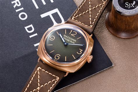 play in hands when setting watch panerai|Panerai bronzo watch setup.